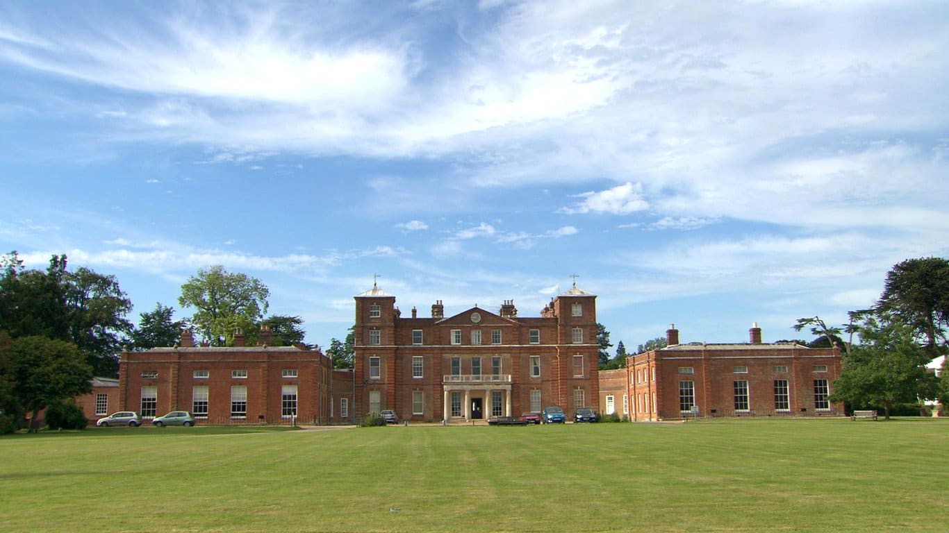 Langley School — fotoğraf 1
