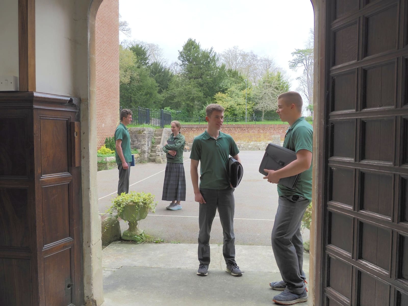 Darvell School — fotoğraf 1