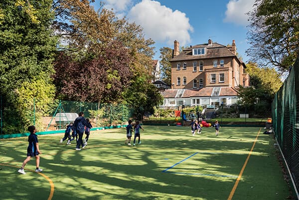 Devonshire House Preparatory School — fotoğraf 1