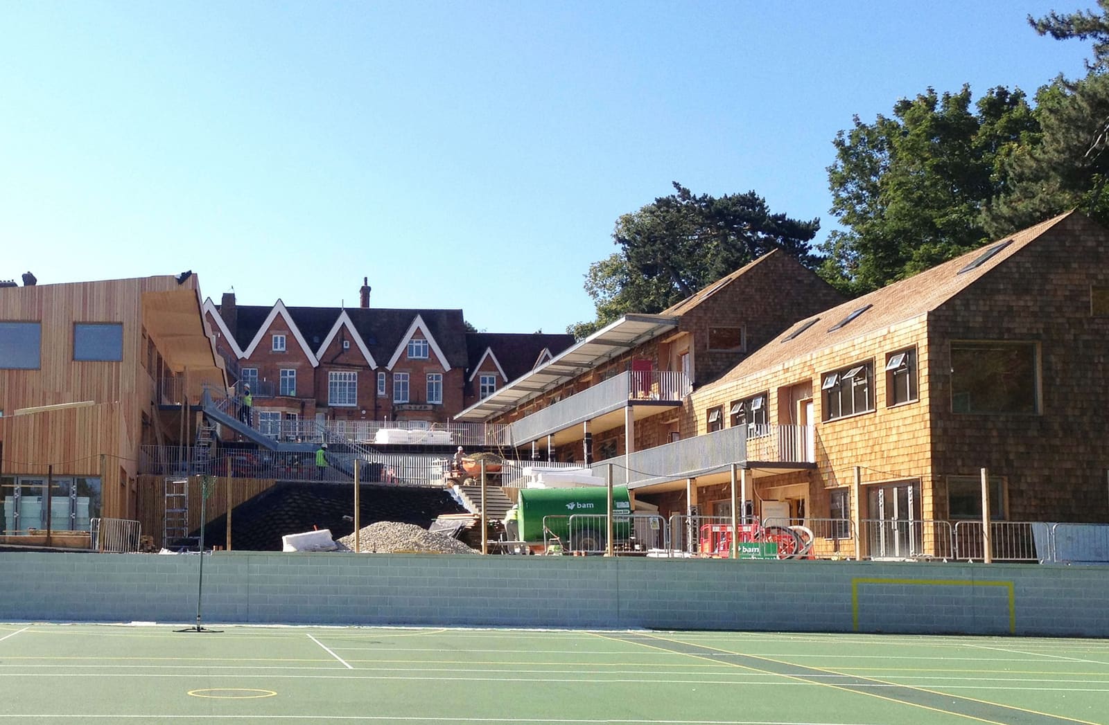 Hilden Grange School — fotoğraf 1