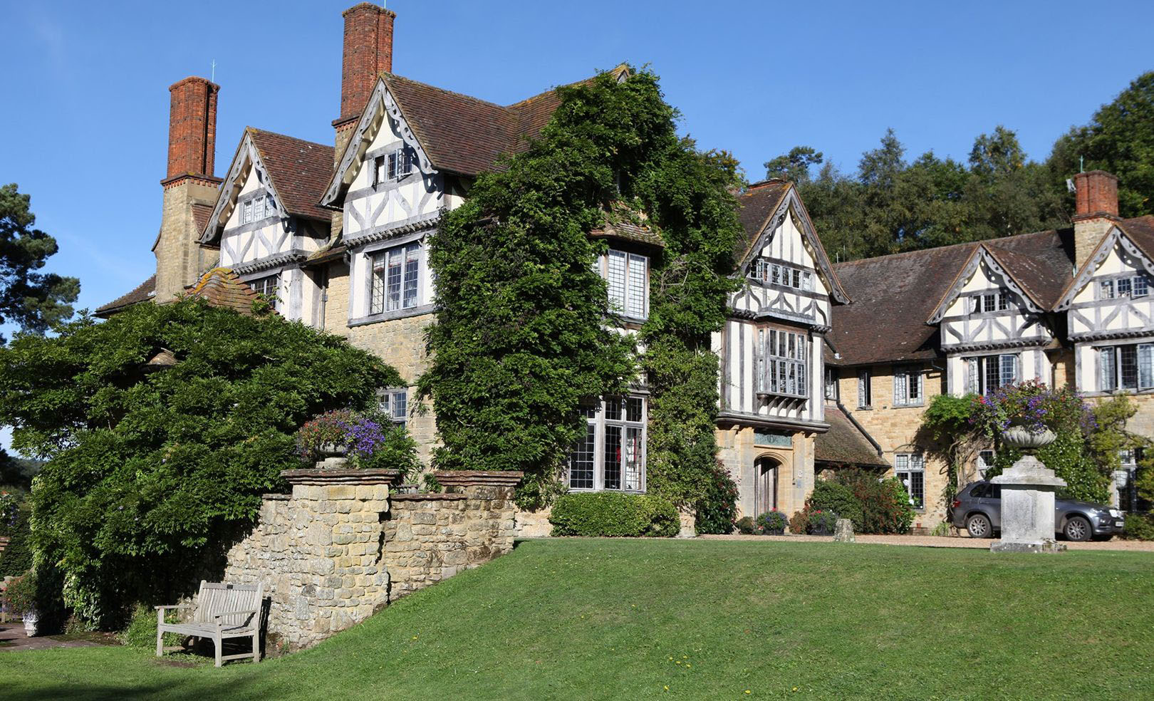 Hurtwood House School — fotoğraf 1