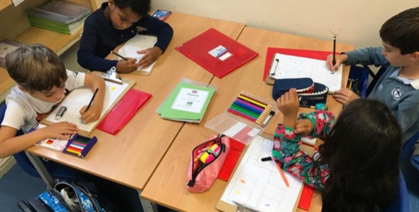 L'Ecole Bilingue — fotoğraf 1