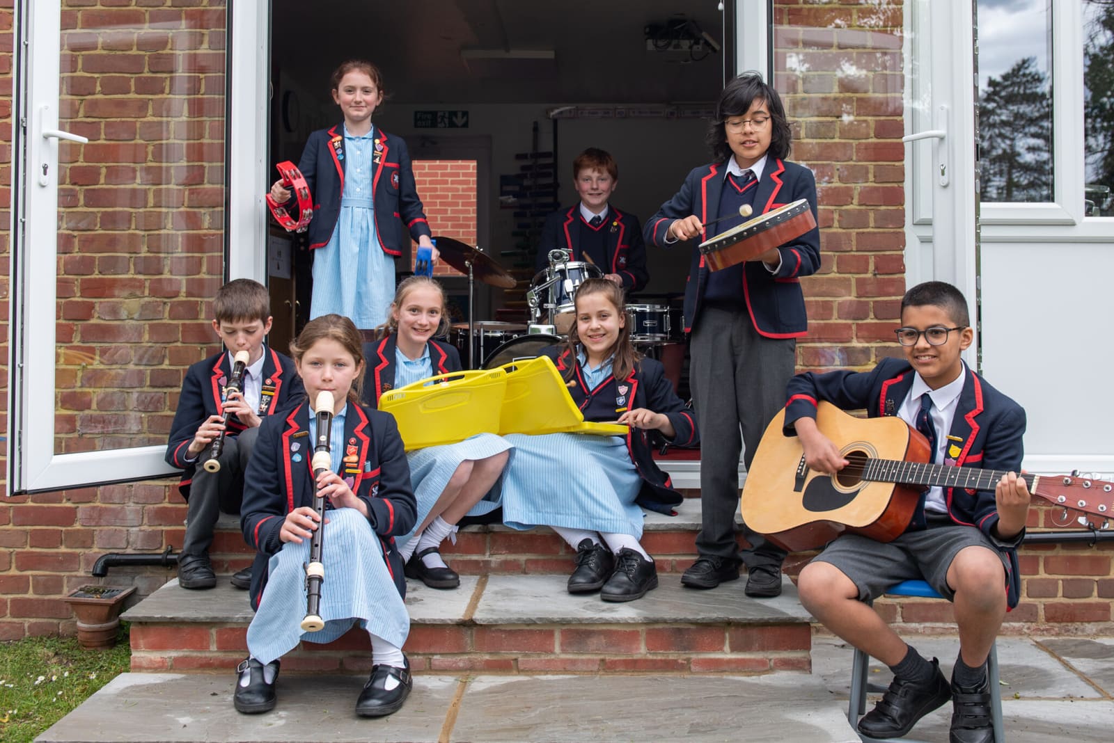 Lyndhurst School — fotoğraf 1