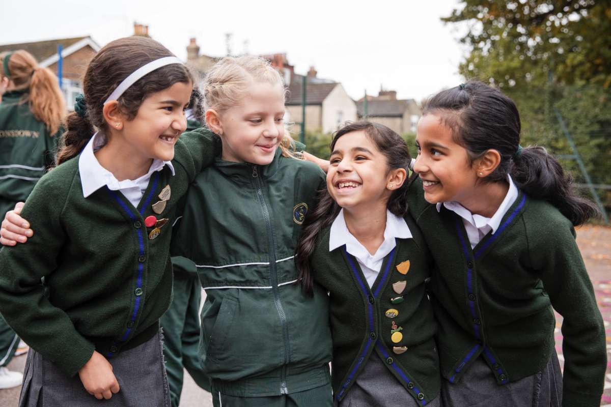 Lyonsdown School — fotoğraf 1