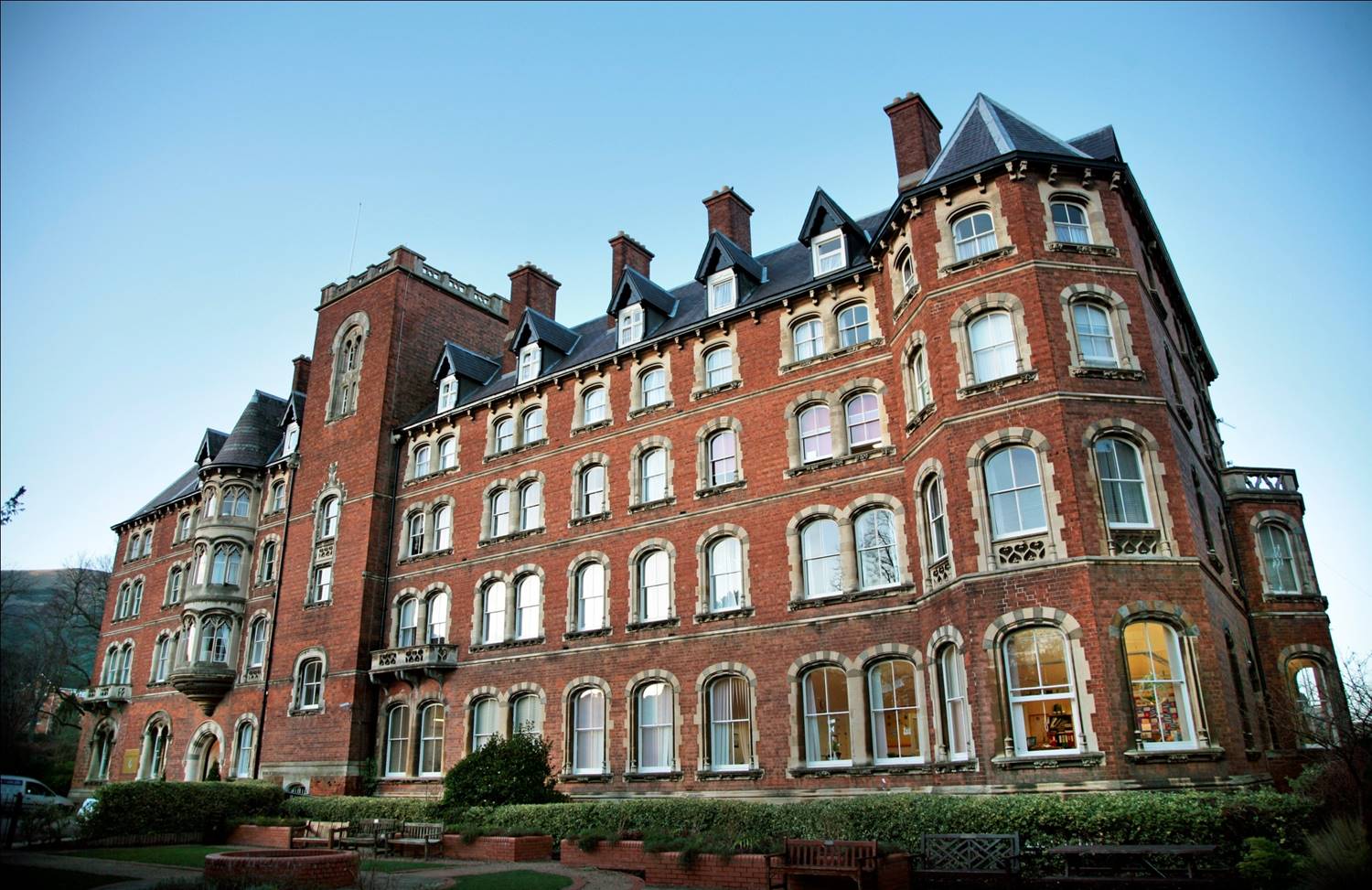 Malvern St James — fotoğraf 1