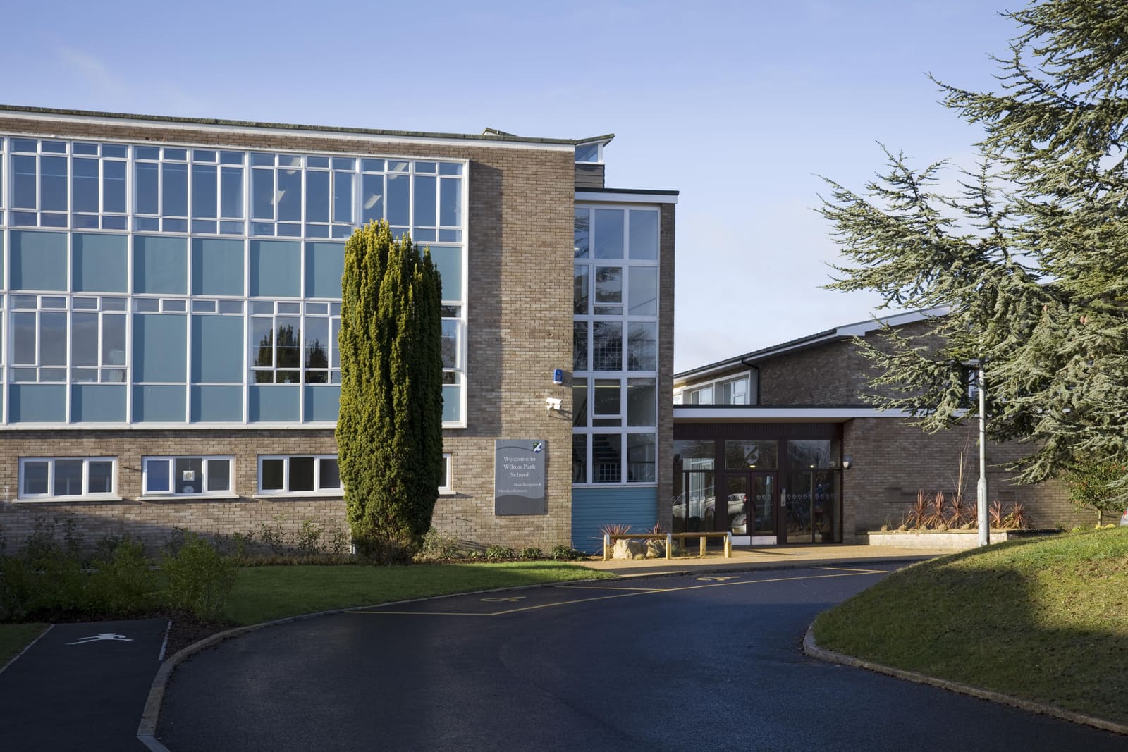 Oneschool Global Uk Salisbury Campus — fotoğraf 1