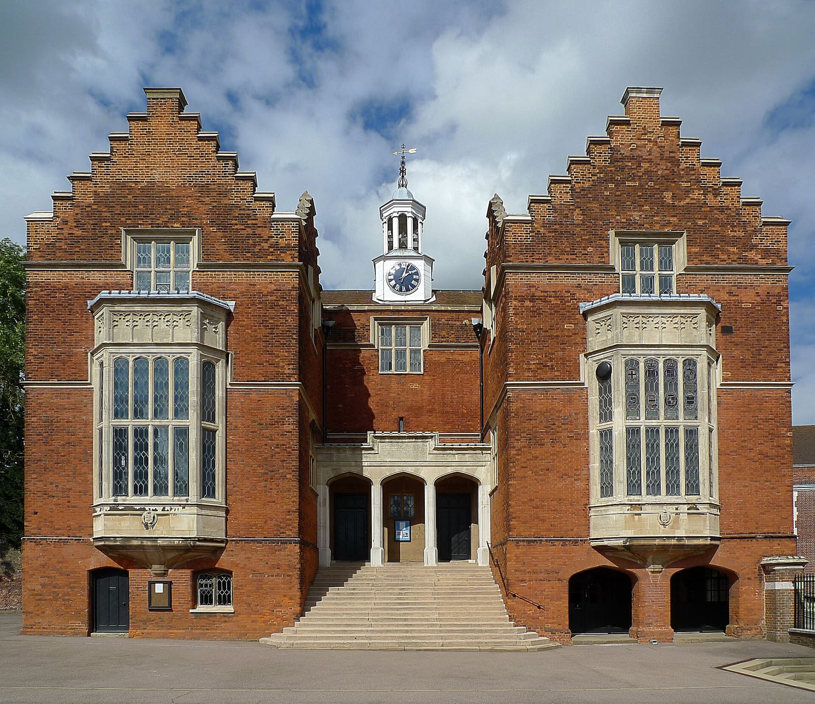 Orley Farm School — fotoğraf 1