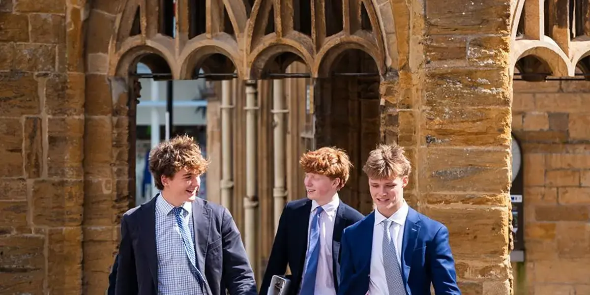 Sherborne School — fotoğraf 1