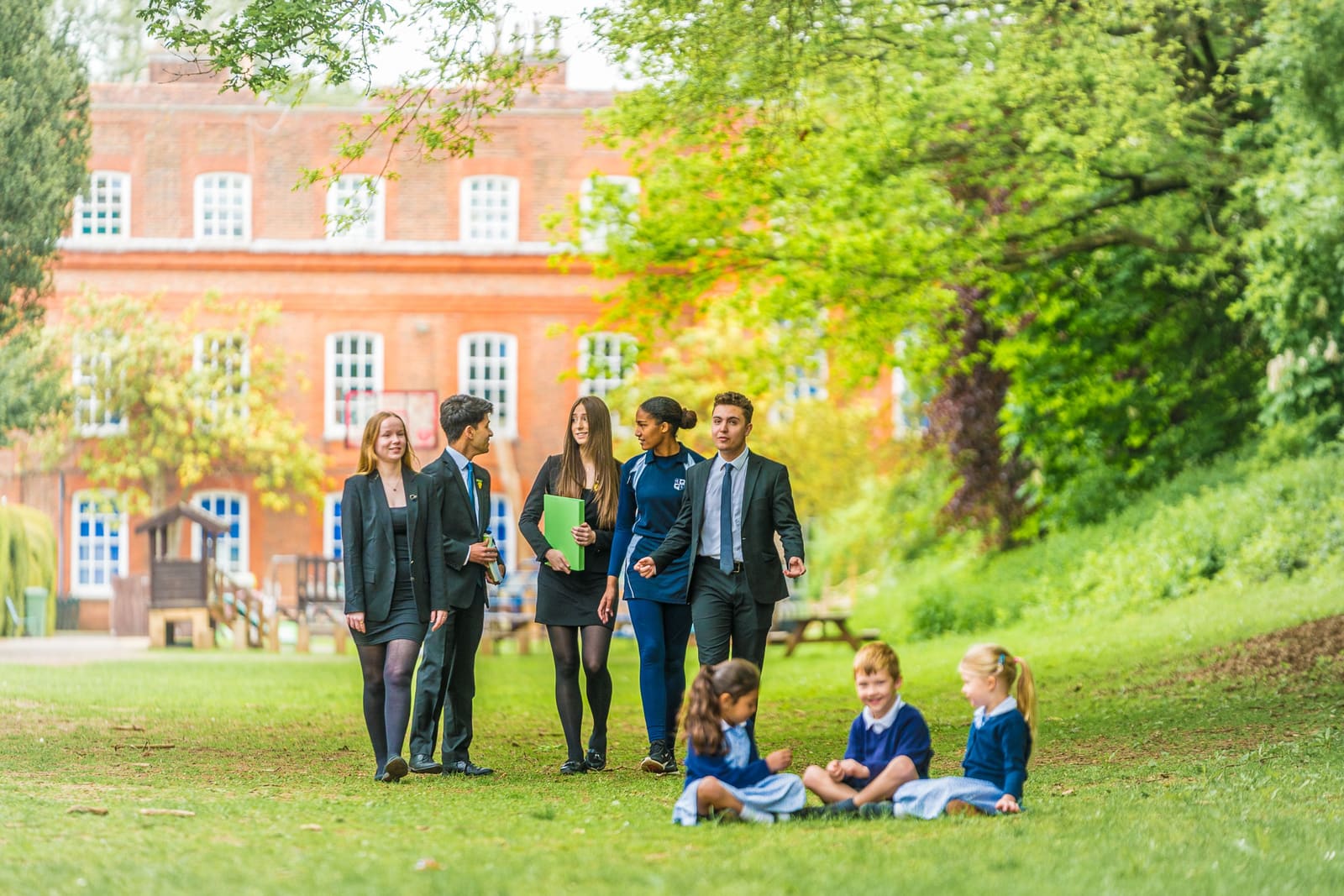 Sherrardswood School — fotoğraf 1