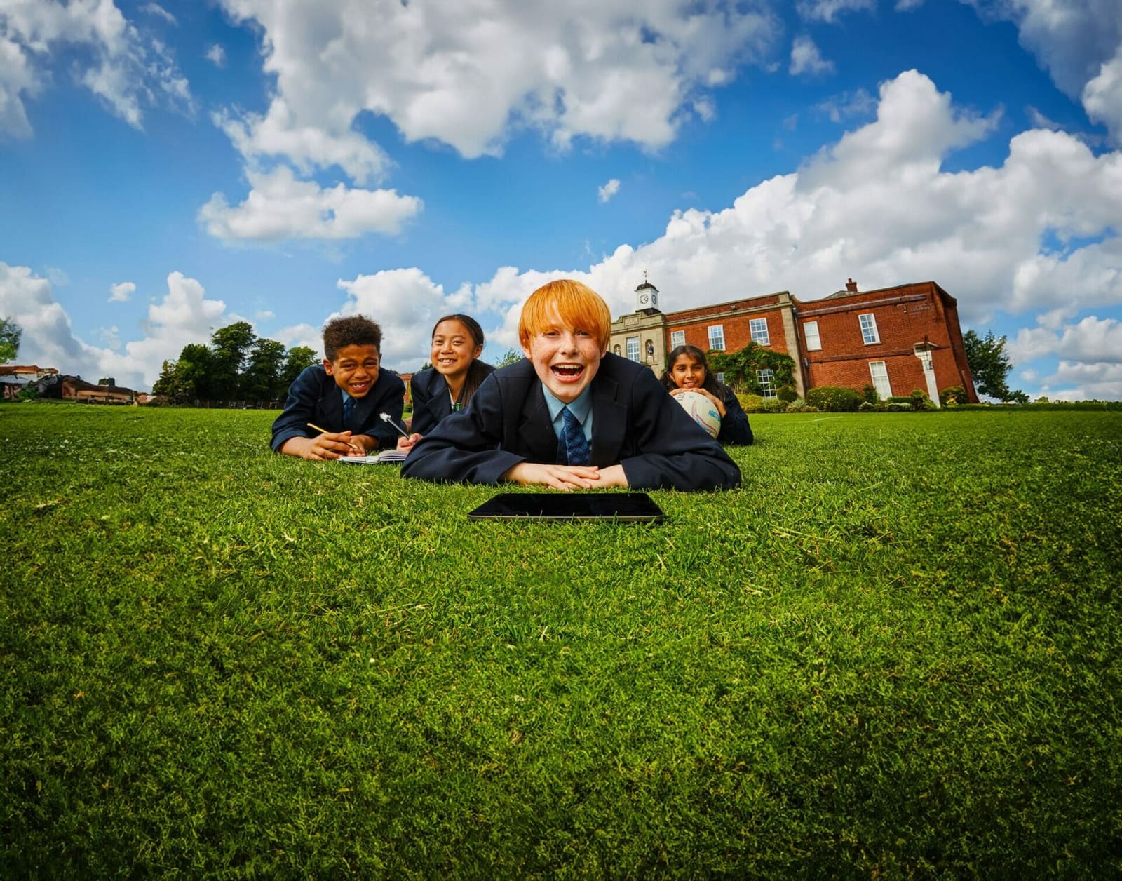 The Blue Coat School — fotoğraf 1