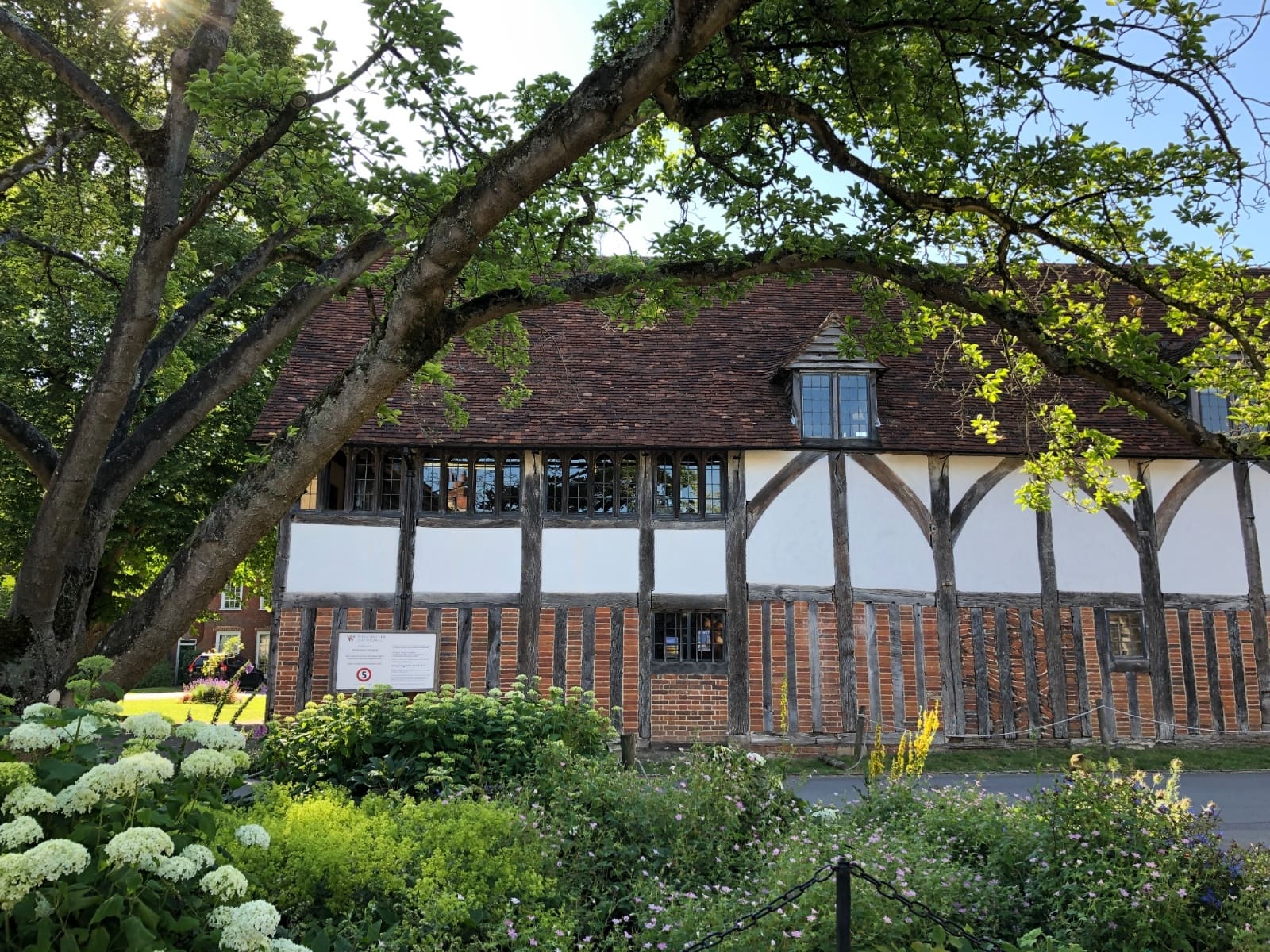 The Pilgrims' School — fotoğraf 1