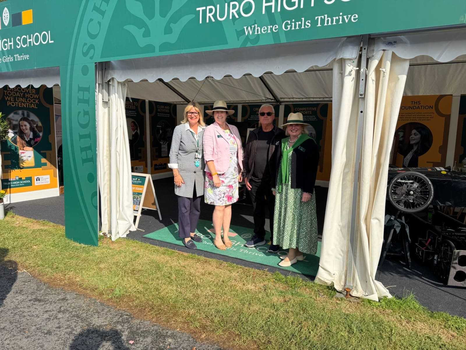 Truro High School — fotoğraf 1