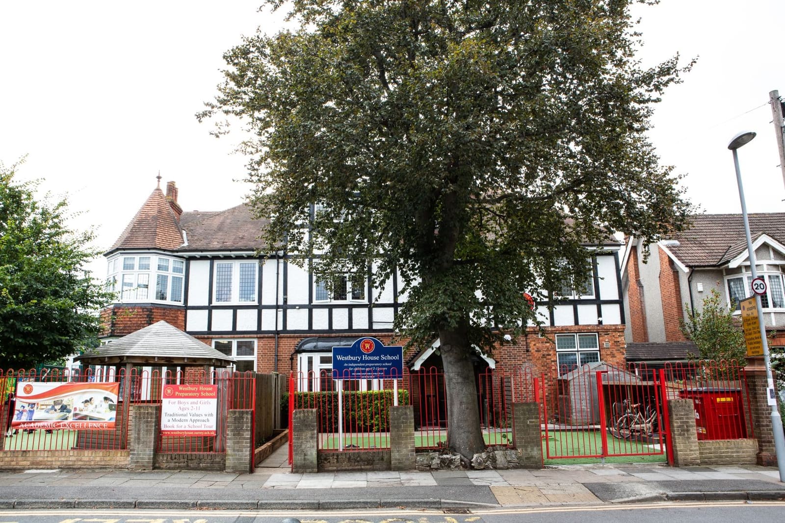 Westbury House School — fotoğraf 1